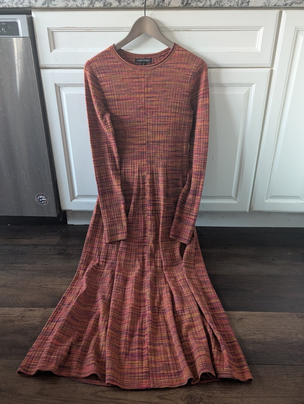 Beautiful Soft Long Sleeve Knit Maxi Dress Banana Republic Medium